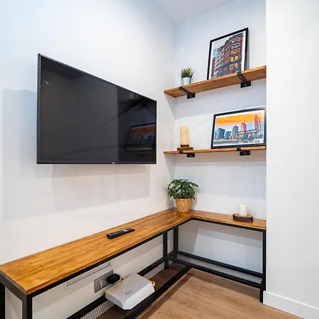 Queens By Silastur Apartament Gijón