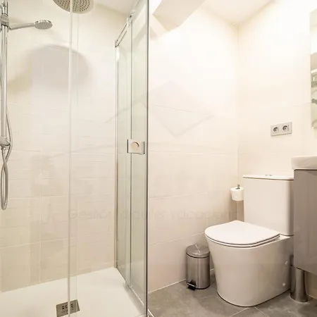 Queens By Silastur Gijón